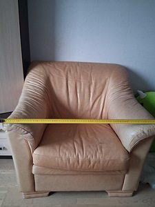 Nahast tugitool (1 foto / 3)