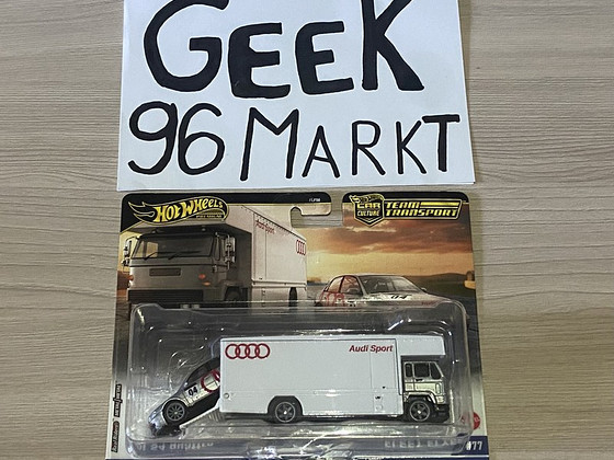 Hot Wheels PREMIUM Team Transport