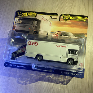 Hot Wheels PREMIUM Team Transport (2 foto / 10)