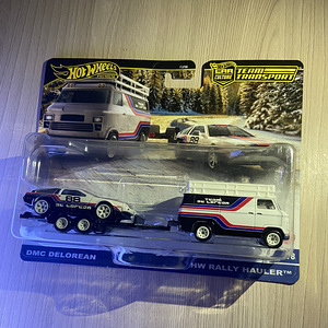 Hot Wheels PREMIUM Team Transport (4 foto / 10)