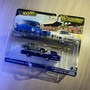 Hot Wheels PREMIUM Team Transport (6 foto / 10)