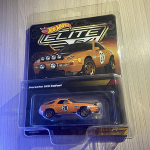 Hot Wheels Elite 64 (2 фото из 4)