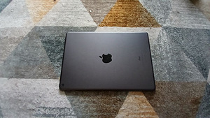 iPad 9 (1 foto / 3)