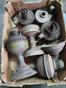 Vanad petrooleumilambid (1 foto / 1)
