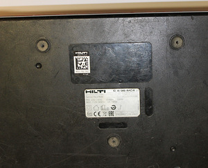Laadija Hilti C4/36-MC4 (üks port ei tööta) (4 foto / 5)