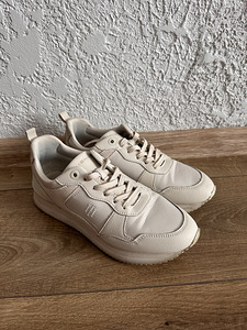 Кроссовки Tommy Hilfiger (1 фото из 2)