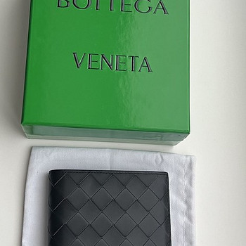 Bottega Veneta Intrecciato Bi-Fold Wallet , Black / Blue
