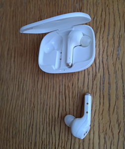 Motorola Verve buds 800 (3 фото из 4)