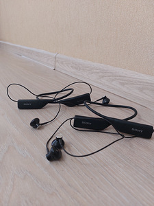 Sportlikud juhtmevabad kõrvaklapid Sony SBH70 Black (3 foto / 5)