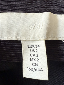 Женские брюки (3 фото из 4)