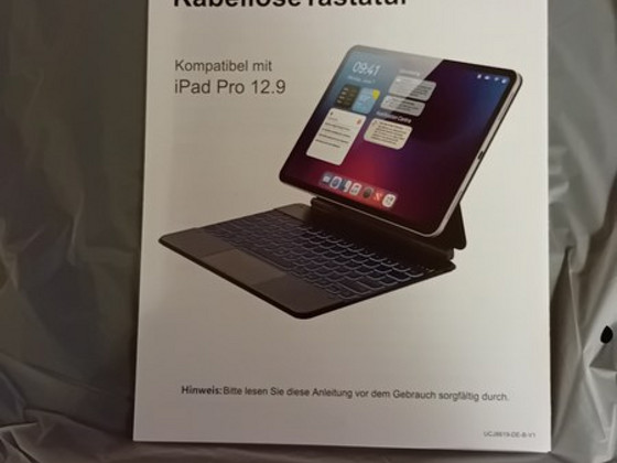 iPod ümbris koos klaviatuuriga