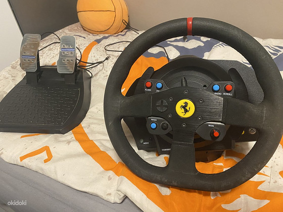 Игровой руль Thrustmaster