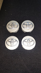 Toyota veljekapslid 4 tk (1 foto / 1)