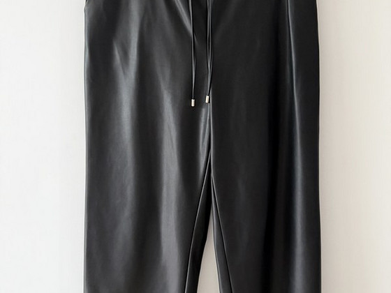 Женские брюки Mint Velvet Faux Leather Crop Wide Trousers
