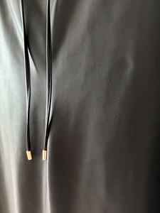 Женские брюки Mint Velvet Faux Leather Crop Wide Trousers (5 фото из 9)