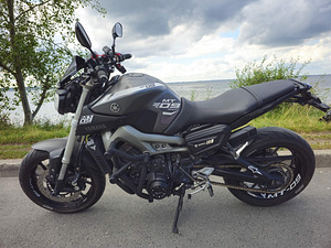 Продам Yamaha MT09 12.2015 года в хорошем состоянии. (7 фото из 9)