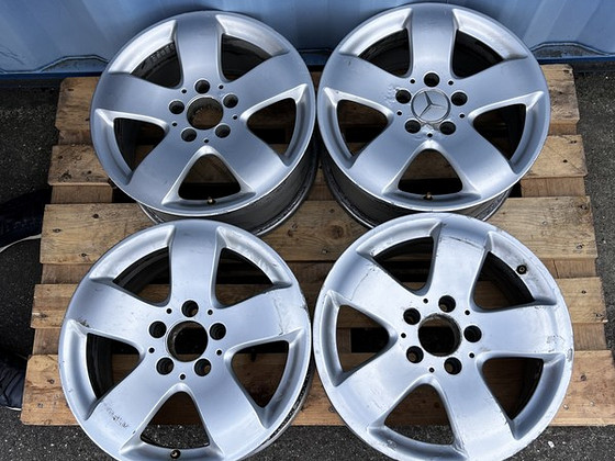 Mercedes Benz 16” veljed