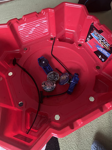 арена Beyblade (1 фото из 3)