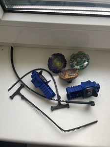 арена Beyblade (3 фото из 3)