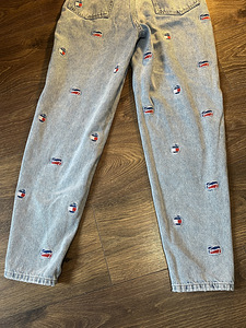 Tommy Jeans originaal teksad (3 foto / 8)