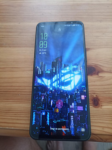 Asus Rog_Phone6 (2 foto / 4)