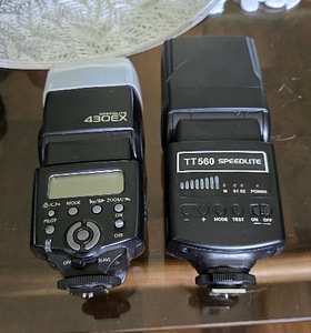 Canon EOS 70D с аксессуарами (3 фото из 4)