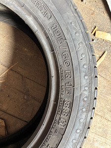 Suverehvid 195/60 R15 (1 foto / 3)