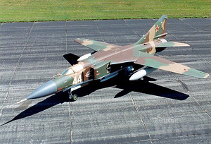 Люк кабины пилота MIG 23 (1 фото из 4)