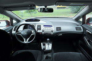 Honda Civic 2011 1.8 103kw (7 фото из 14)