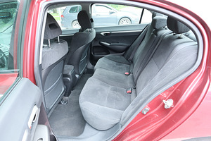 Honda Civic 2011 1.8 103kw (9 фото из 14)