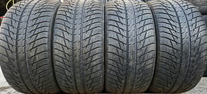 R20 Nokian 295/40/20 - 2tk/4tk - paigaldus (1 foto / 3)