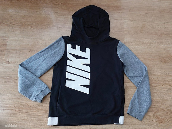 Nike толстовка размер 158-170