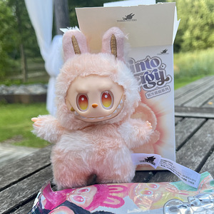 Labubu is of very high quality (1 foto / 3)