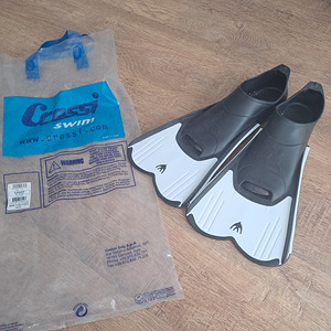 Новые ласты Cressi 39/40 (2 фото из 3)