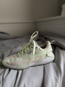 WMNS Jordan Heir EUR: 38 UK:5 (6 foto / 7)