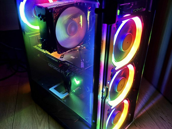 MÜÜA GAMING ARVUTI + GEAR (RTX 3070TI)
