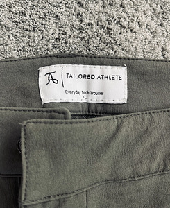 Uued meeste püksid Tailored Athlete (4 foto / 4)