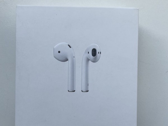 Airpods 1