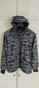 Jope XL Nike Camo kevadjope kilekas (1 foto / 6)