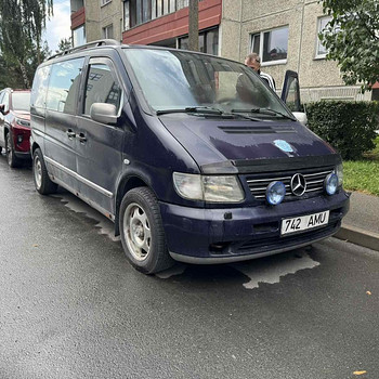 MERCEDES-BENZ V 230 TD