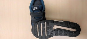 Tossud 30 Nike laste jalanõud (3 foto / 5)