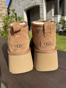 Ugg (2 foto / 6)