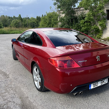 Peugeot 407 coupe