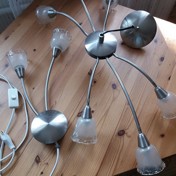 Seinalamp ja laelamp