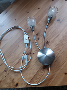 Seinalamp ja laelamp (2 foto / 4)