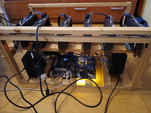 Krüptovaluuta kaevandaja 6x RTX 2060 6GB (3 foto / 10)