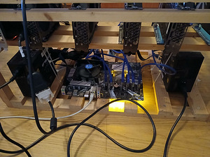 Krüptovaluuta kaevandaja 6x RTX 2060 6GB (9 foto / 10)
