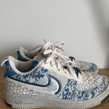 Nike tossud