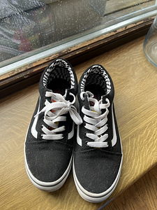 Vans (3 foto / 3)