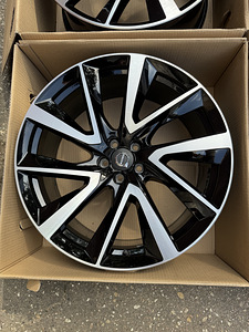 21" Volvo XC90 originaalveljed 5x108 (3 foto / 9)